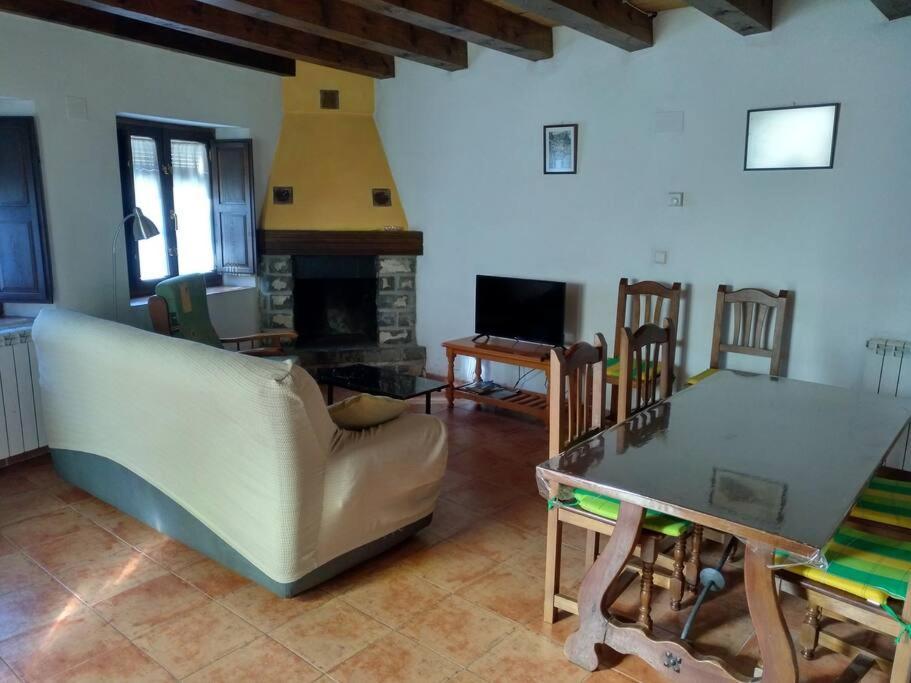 Casa Lovaco Apartamento Borau Exterior foto
